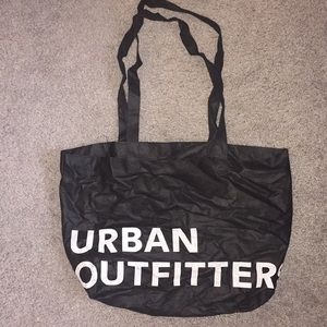 Urban Outfitter Bag 🌻